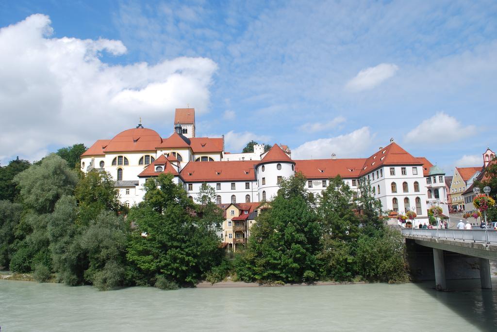 Dreimaederlhaus Am Berg Apartment Pfronten Cameră foto