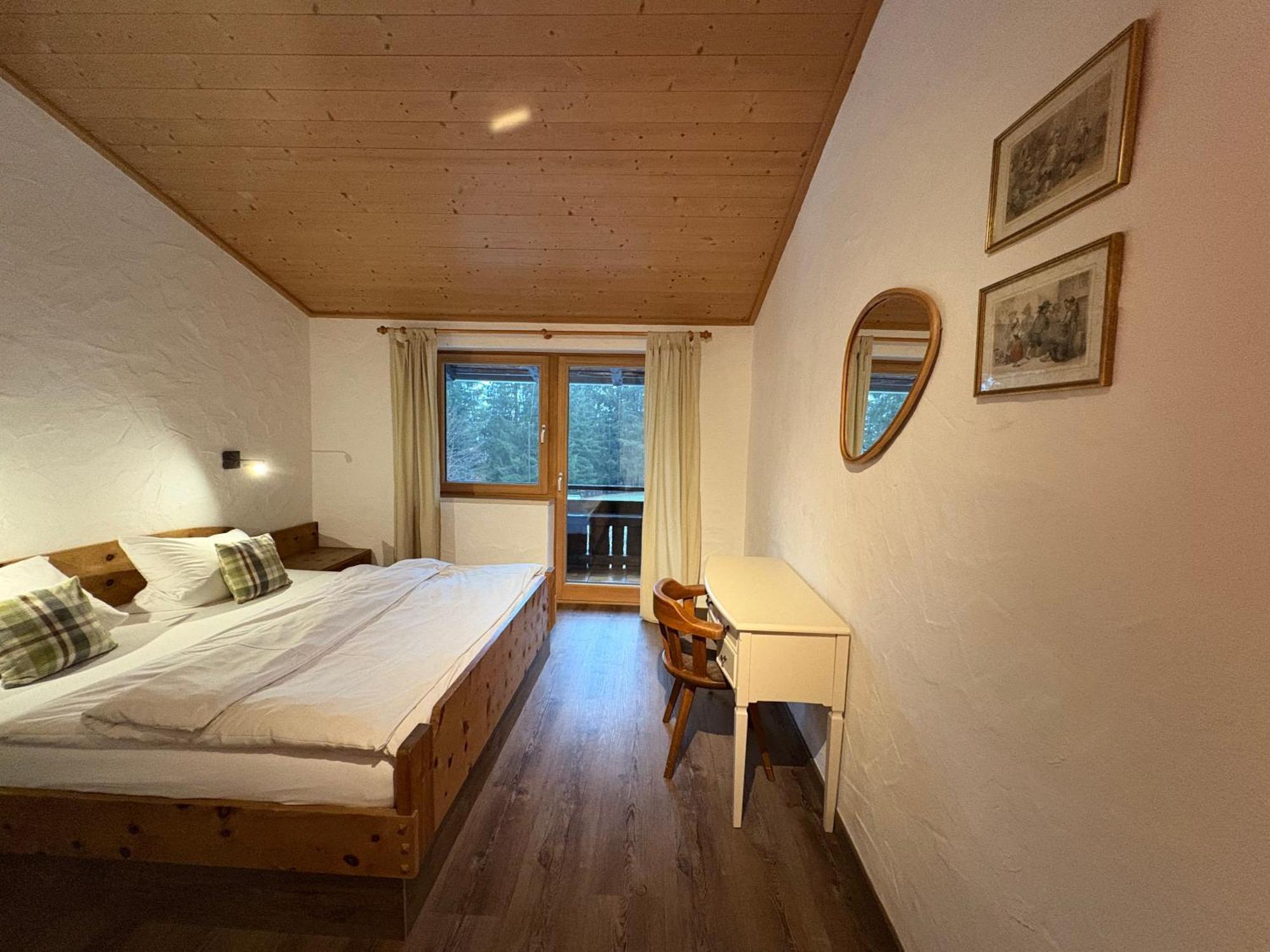 Dreimaederlhaus Am Berg Apartment Pfronten Exterior foto